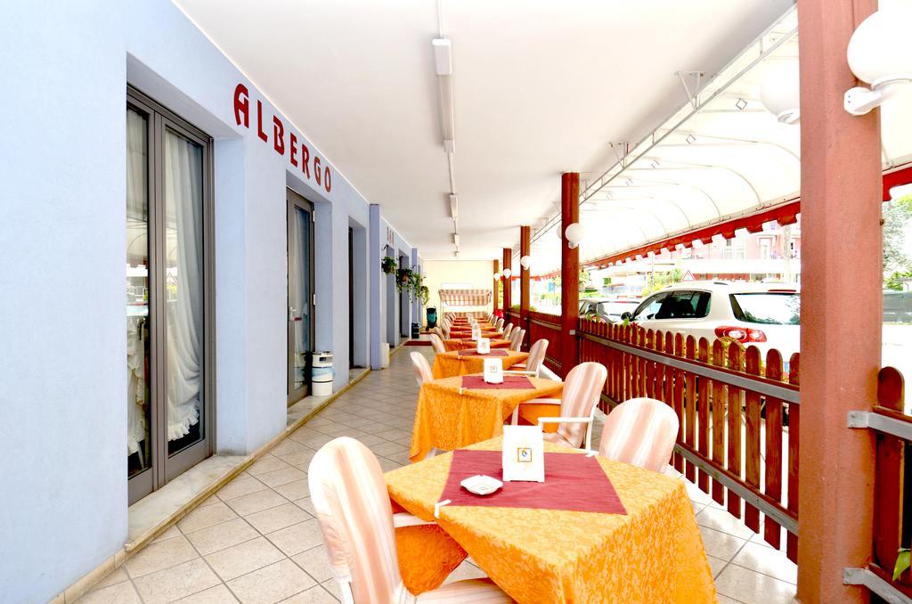 Hotel Edera Lido di Jesolo Exterior photo